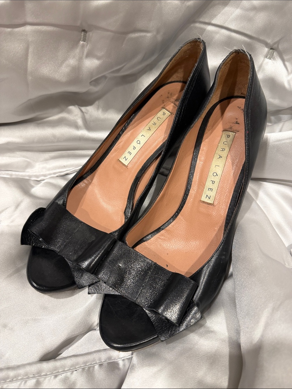 Pura Lopez Black Leather Peep-Toe Pumps with Bow Accent